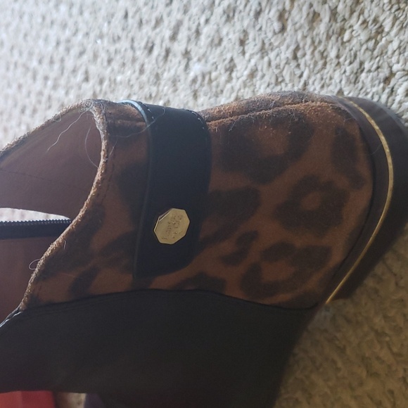 Louise et Vietnam Ankle Boots - Picture 2 of 5